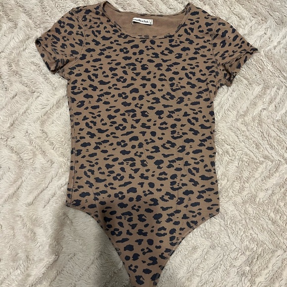 Abercrombie | Cheetah Bodysuit - Picture 3 of 3